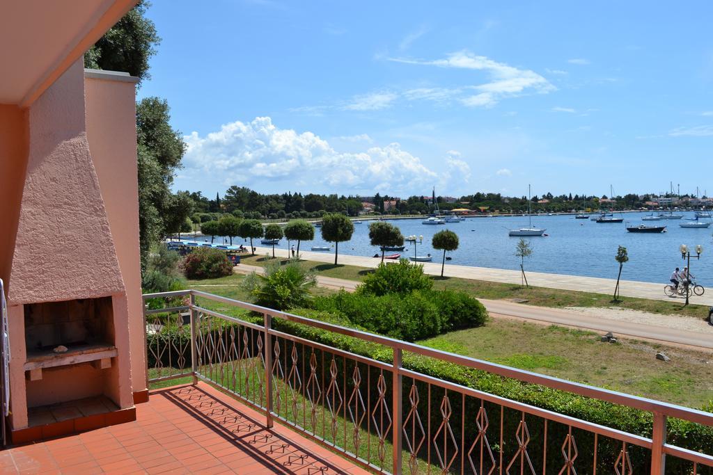 Apartments Lungomare Umag Kamer foto